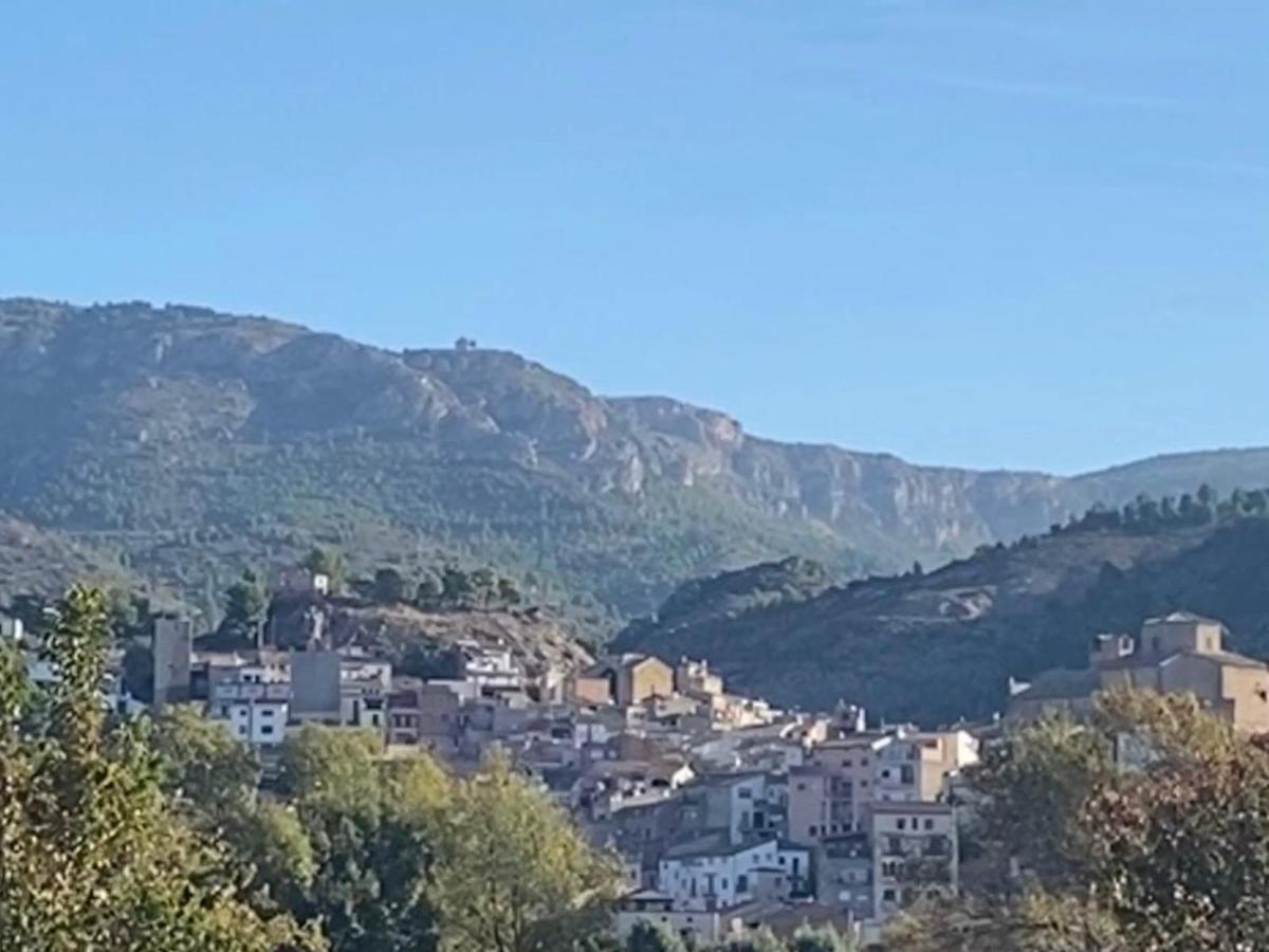 Cal Pintabotes - Apartamento Nuevo En Camarasa Esterno foto